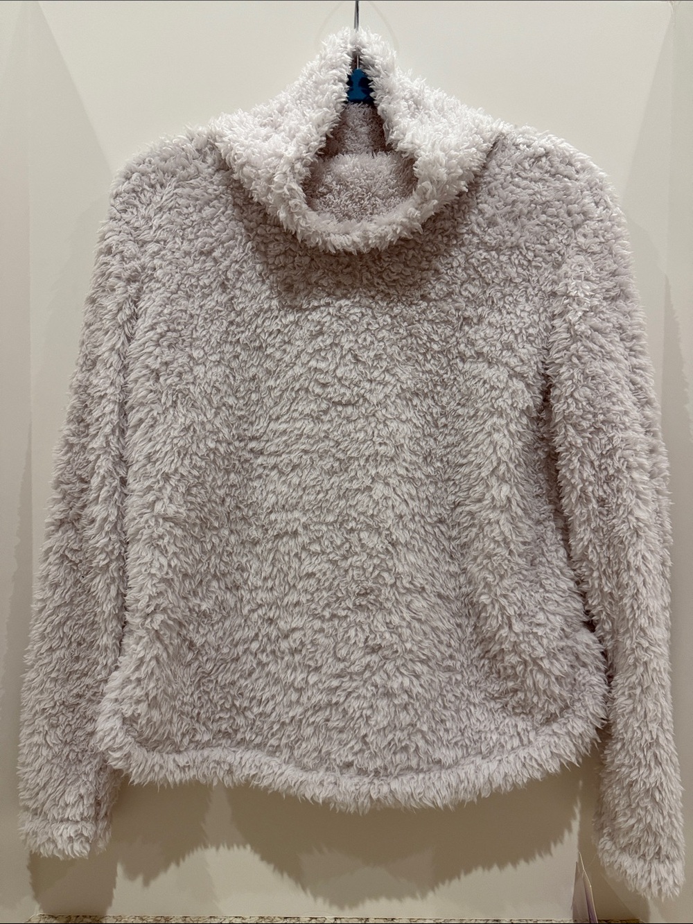 NWT Cozy Plush Sherpa Turtleneck Sweater - Light Gray
